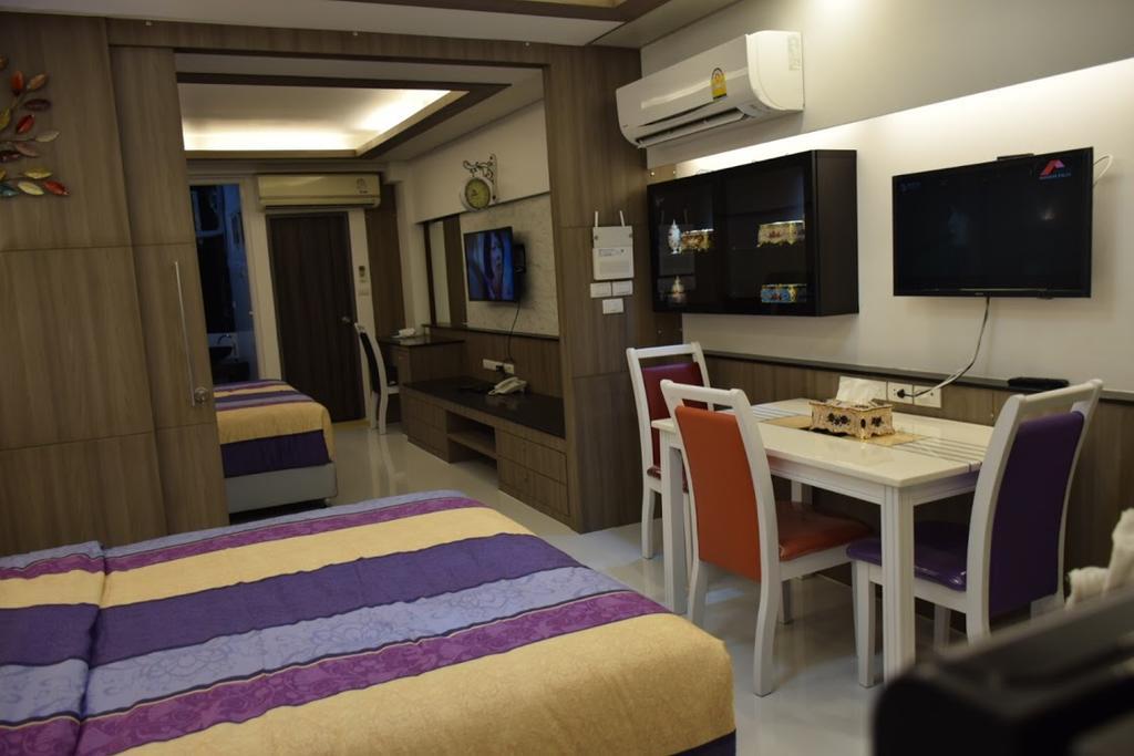 Family Suite Room Pratunam Бангкок Экстерьер фото
