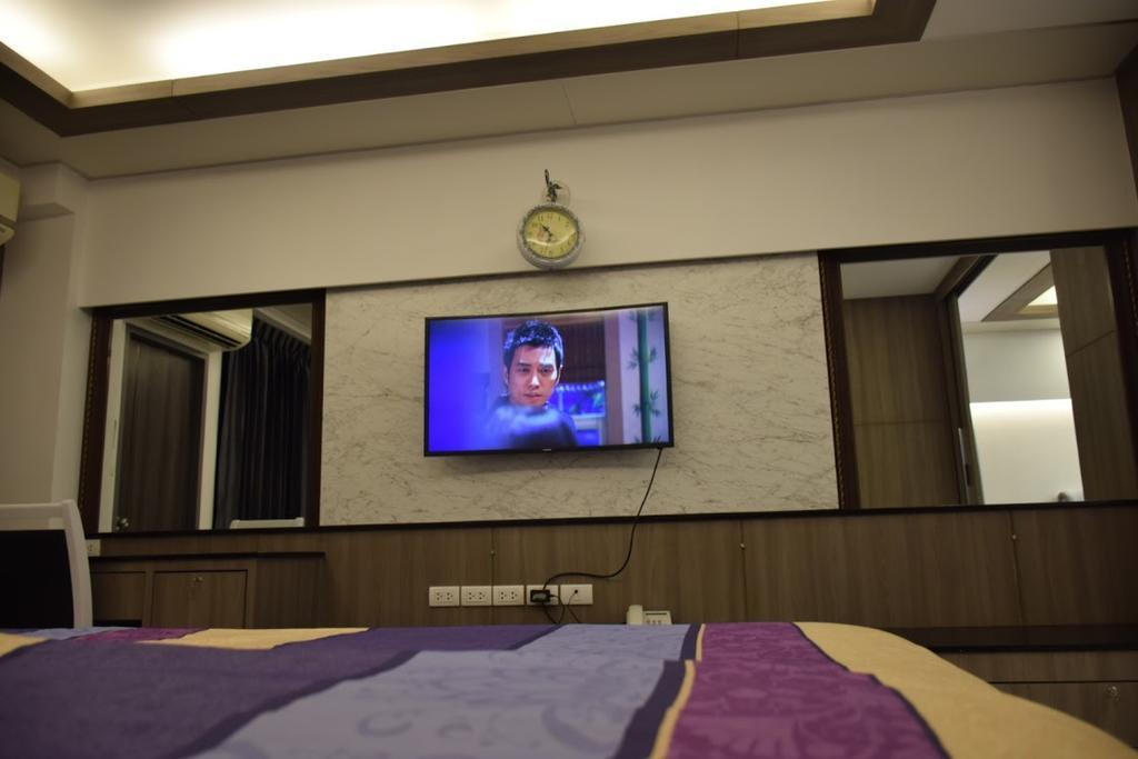 Family Suite Room Pratunam Бангкок Экстерьер фото