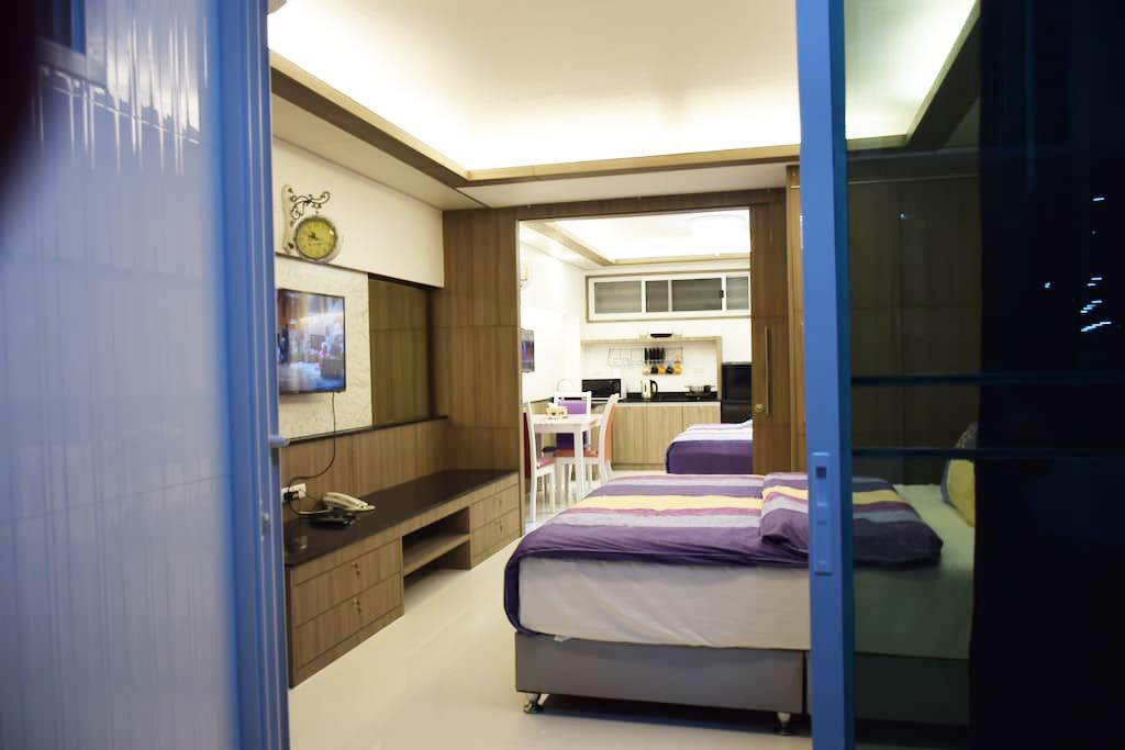 Family Suite Room Pratunam Бангкок Экстерьер фото